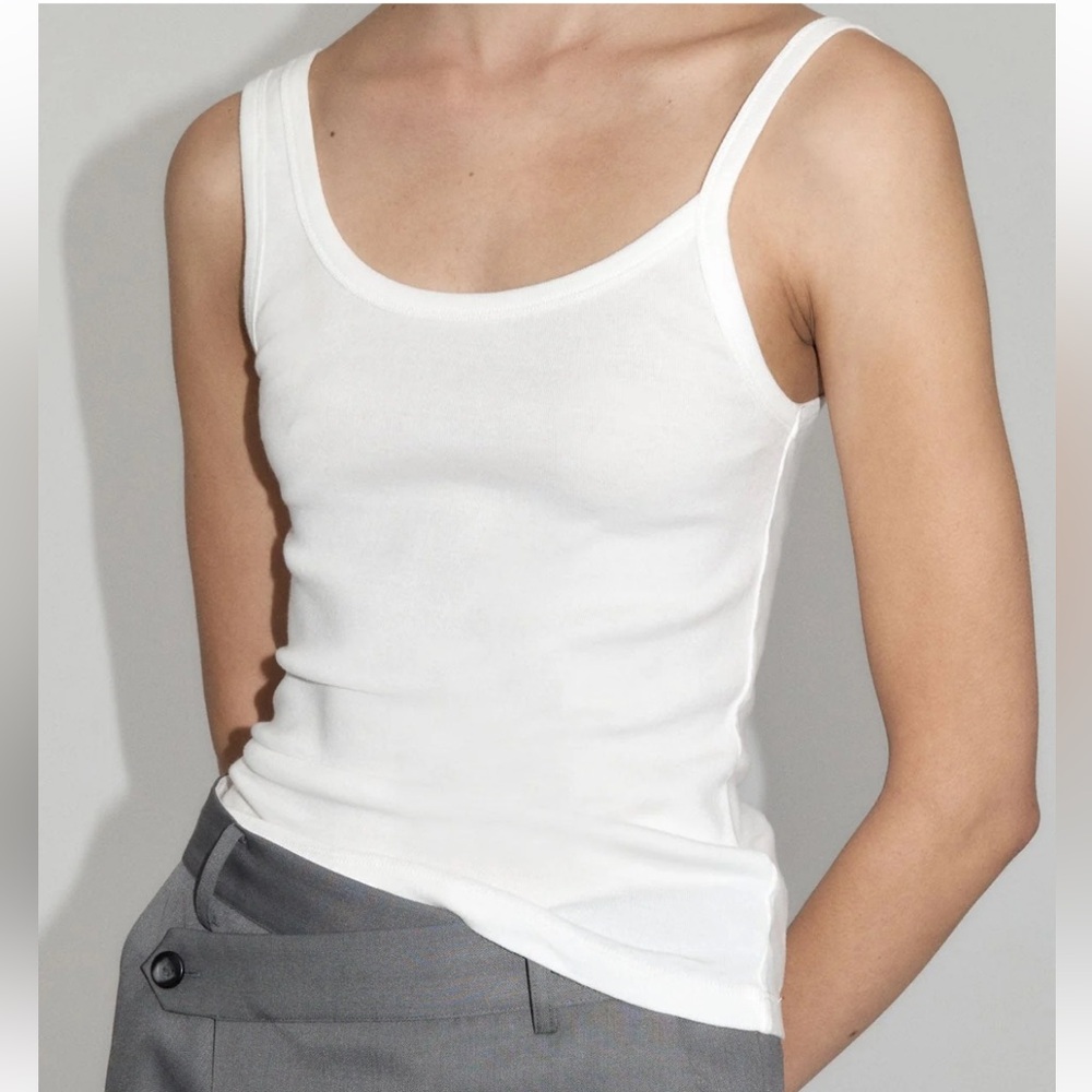 St Agni Organic Cotton Asymm Tank - White in Medium